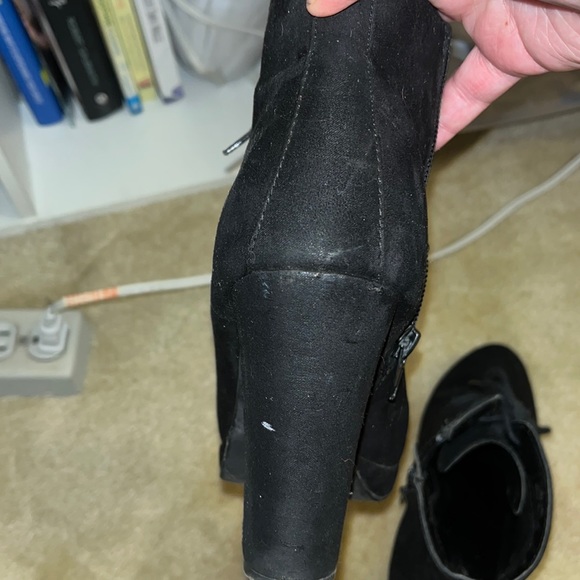 FOREVER 21 black tie-up booties - Picture 5 of 5